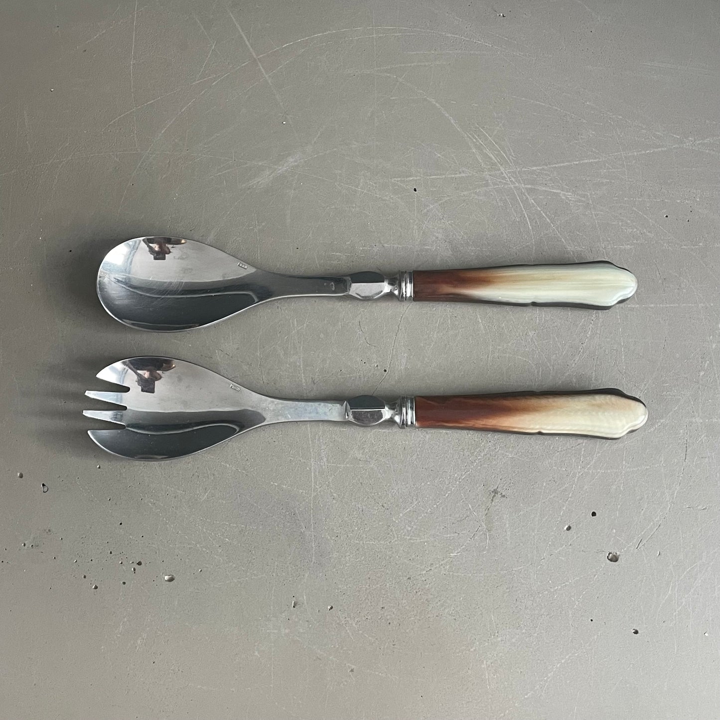 Couverts à salade en corne et inox dans leur coffret - Ref 1137