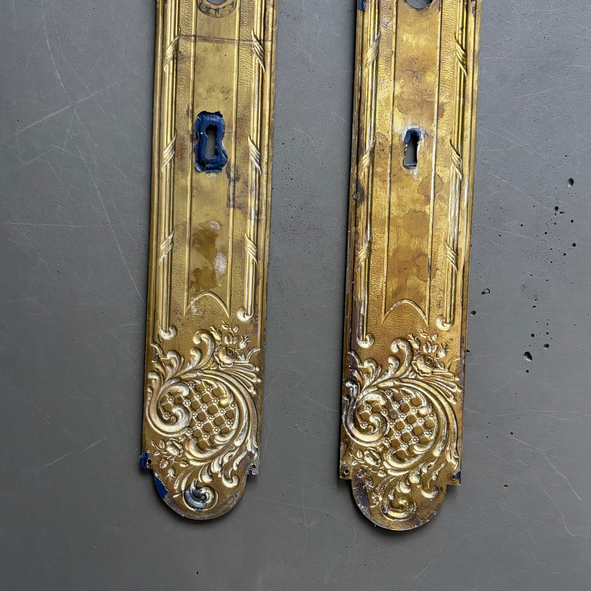 2 plaques de propreté anciennes - 53cm - Ref 1338