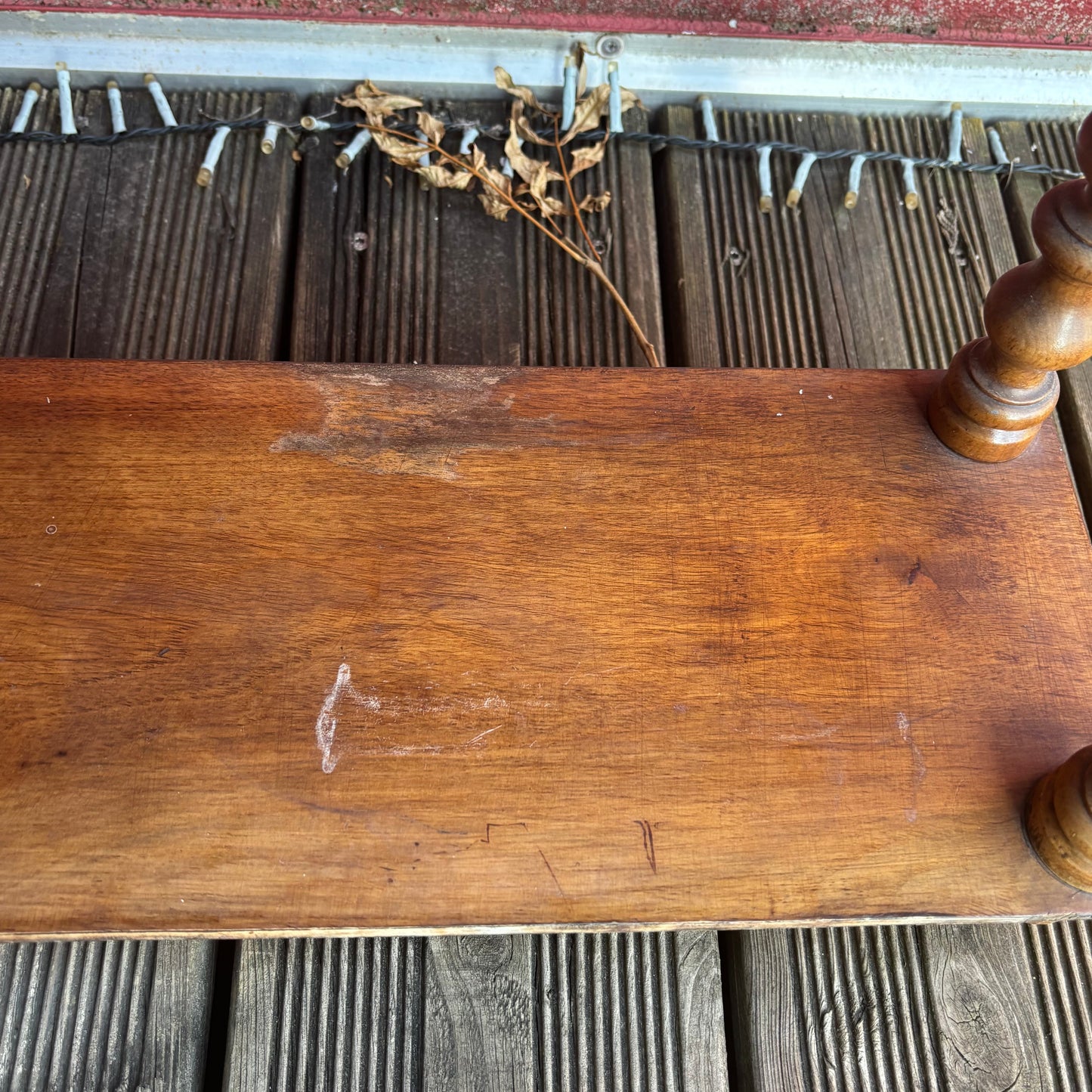 Étagère en noyer en bois perlé - Ref 1240