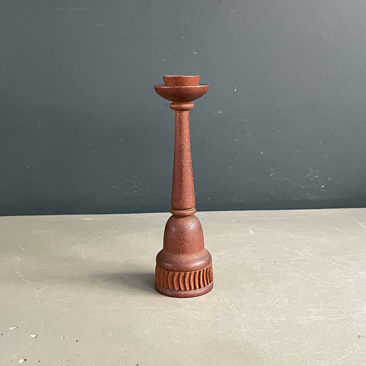 Bougeoir en bois ciselé - 17,5cm - Ref 1173