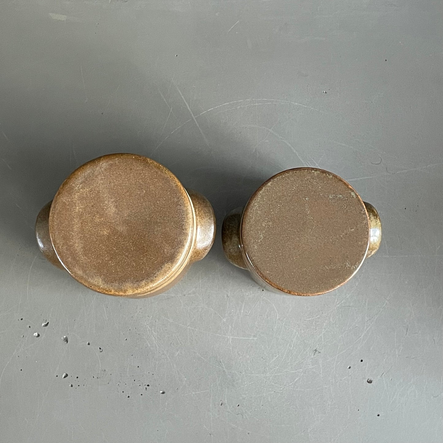 2 pots à condiments en grès émaillé - Ref 1083