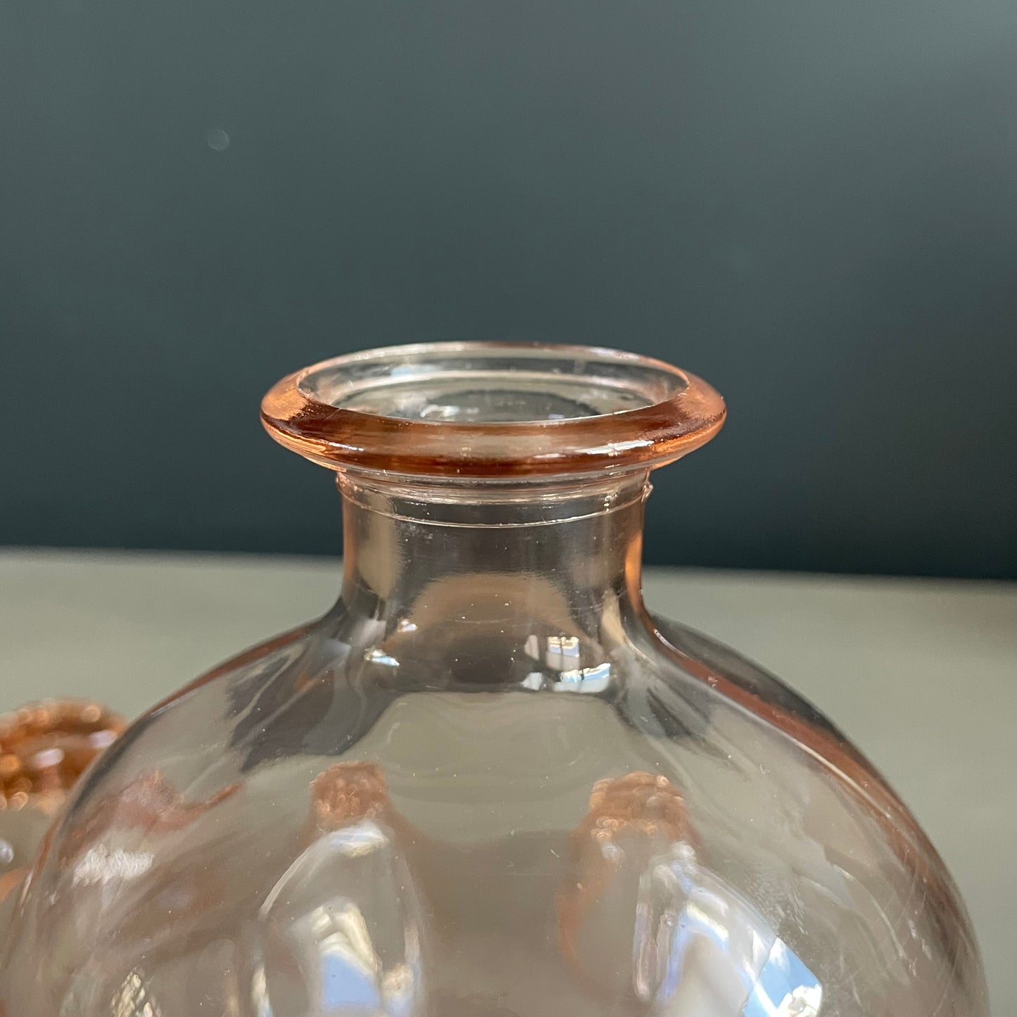 Service à liqueur en verre rosé - Ref 1067