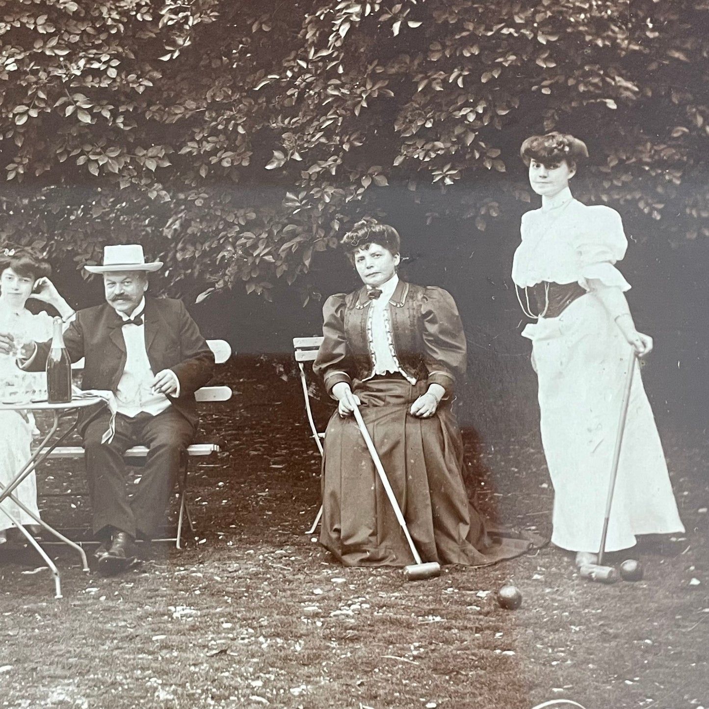 Photo ancienne vin d’Ayze - Scène de vie - Ref 1166