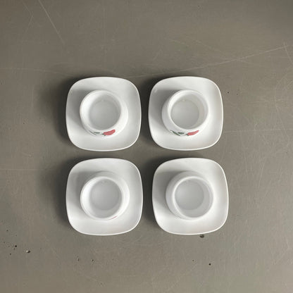 Lot de 4 coquetiers vintage en plastique - Ref 1054