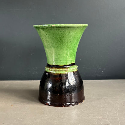 Vase bicolore en terre cuite émaillée - Artisanat savoyard - Ref 1272