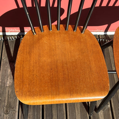 Ensemble de 4 chaises de Sven-Erik Fryklund pour Hagafors, Suède, 60’s - Ref 1397