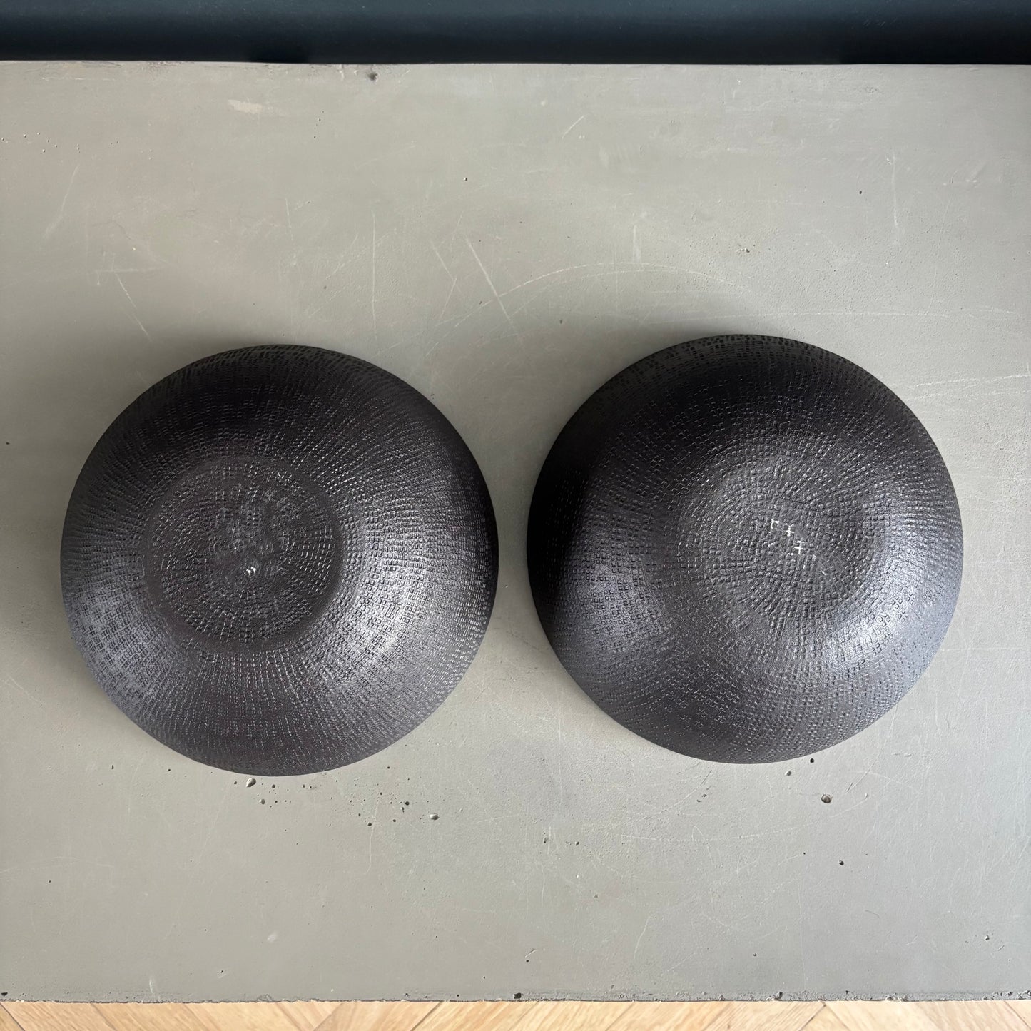Paire de bols vide-poche en métal laqué noir - Ref 1249