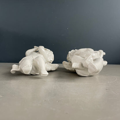 Paire d’anges en porcelaine à suspendre - Ref 1154
