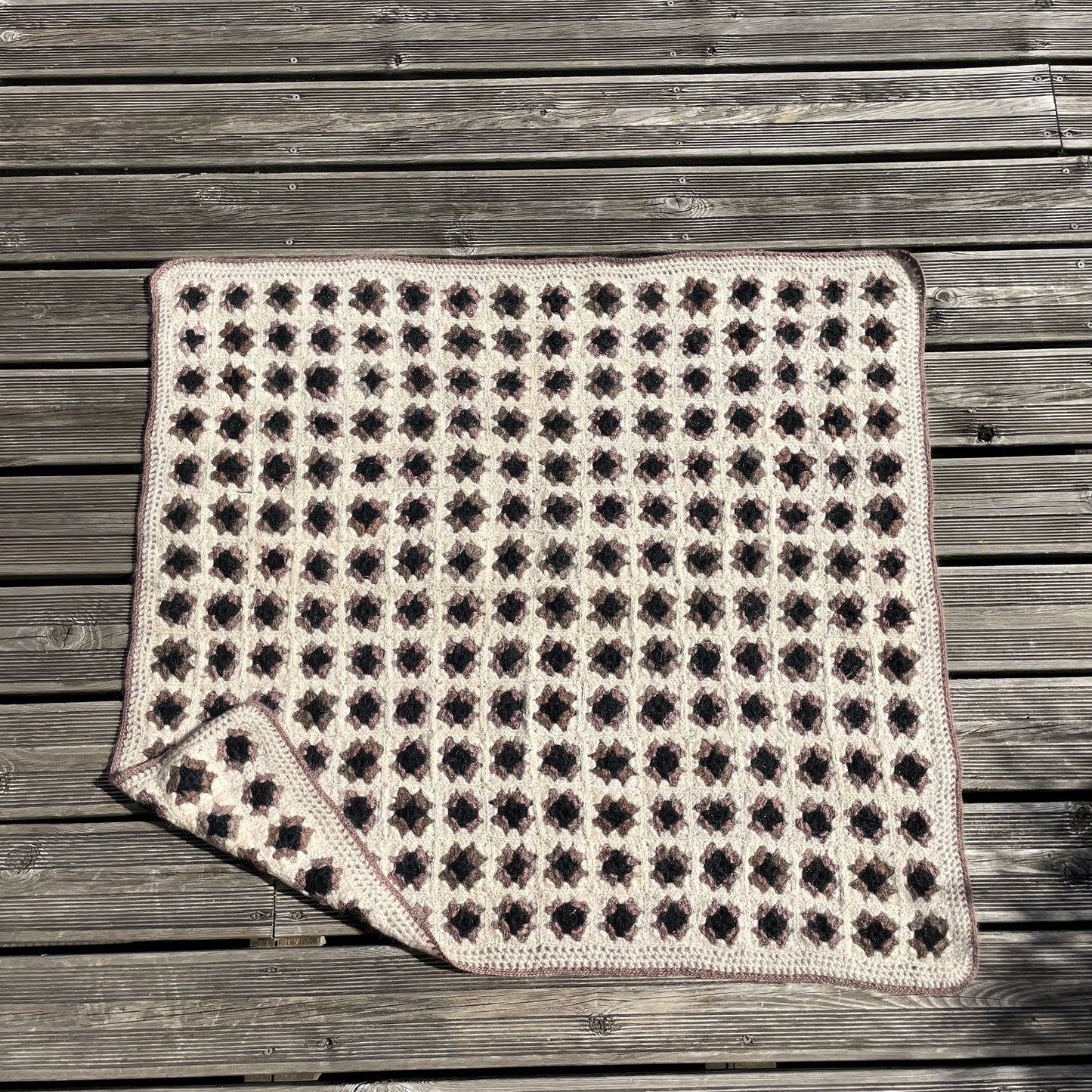 Couverture au crochet en laine 1mx1m - Ref 1093