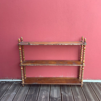 Étagère en noyer en bois perlé - Ref 1240