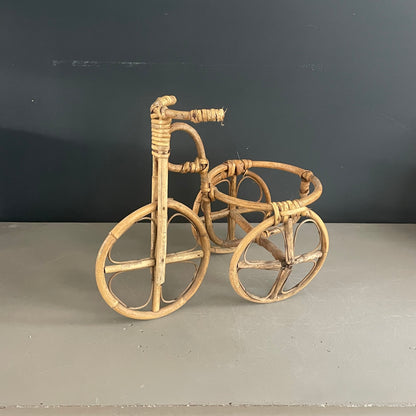Porte plante tricycle en rotin - Ref 1117