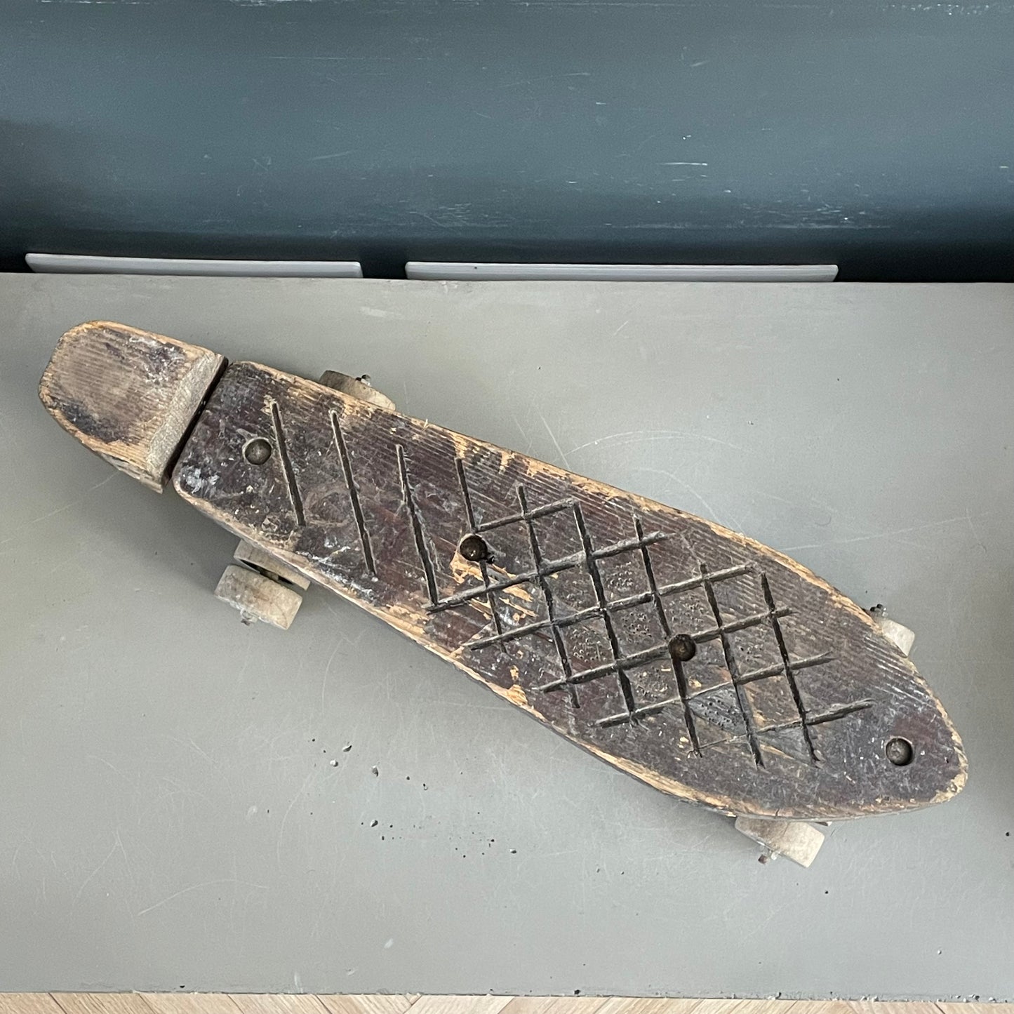Skateboard en bois années 50 - Ref 1082