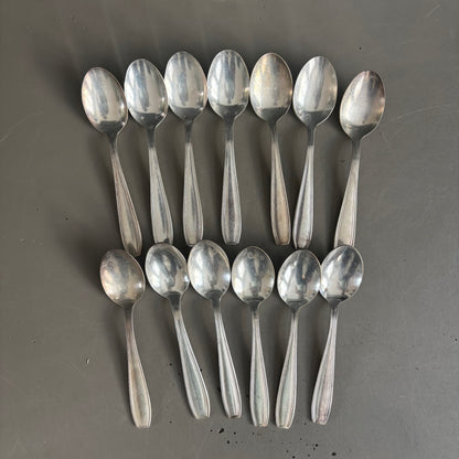 Lot de couverts en métal argenté - Ref 1255