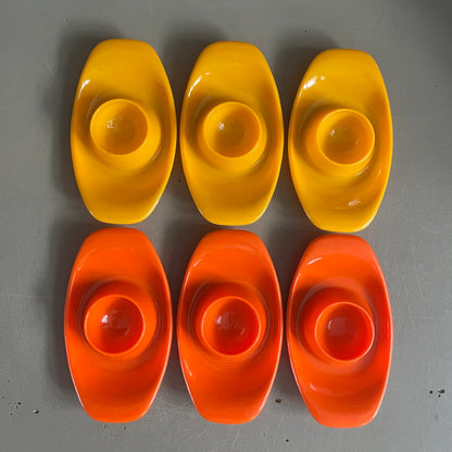 Lot de 9 coquetiers vintage en plastique - Ref 926