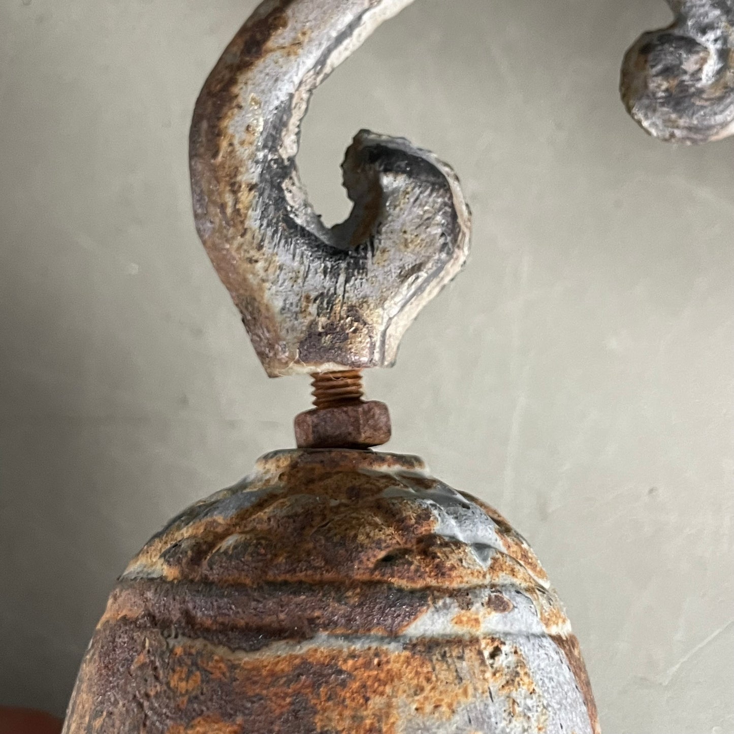 Cloche murale en fonte - Ref 1165