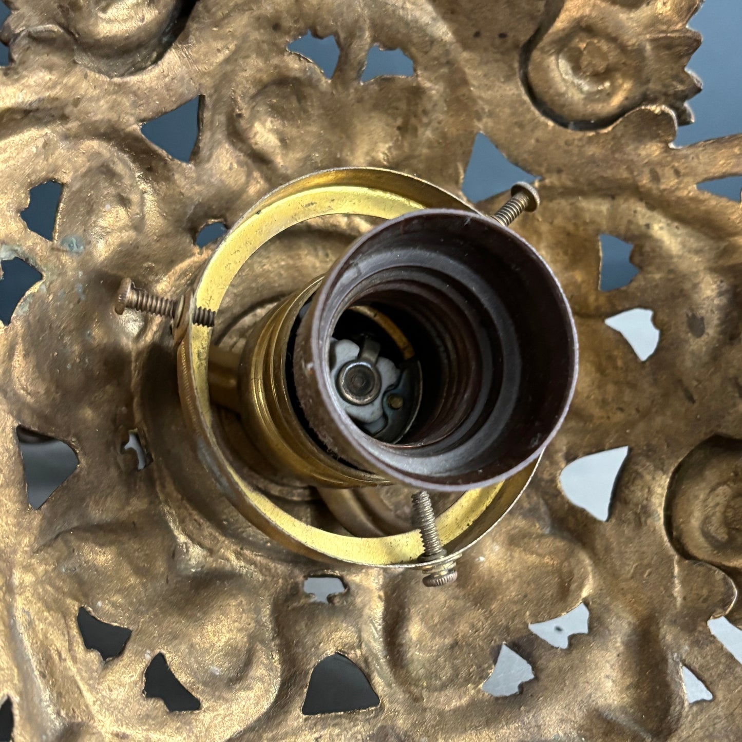 Suspension ancienne en bronze - Ref 1289