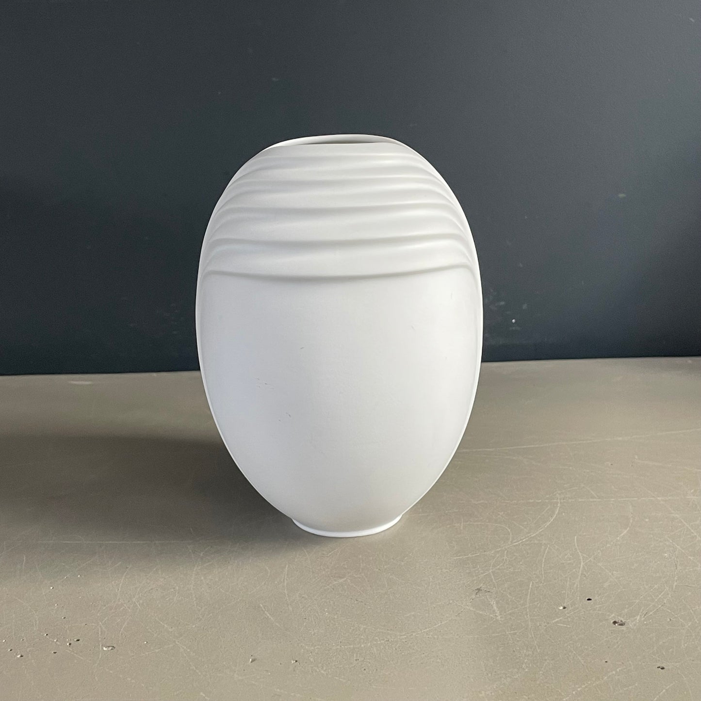 Vase en biscuit Rosenthal - Ref 1056