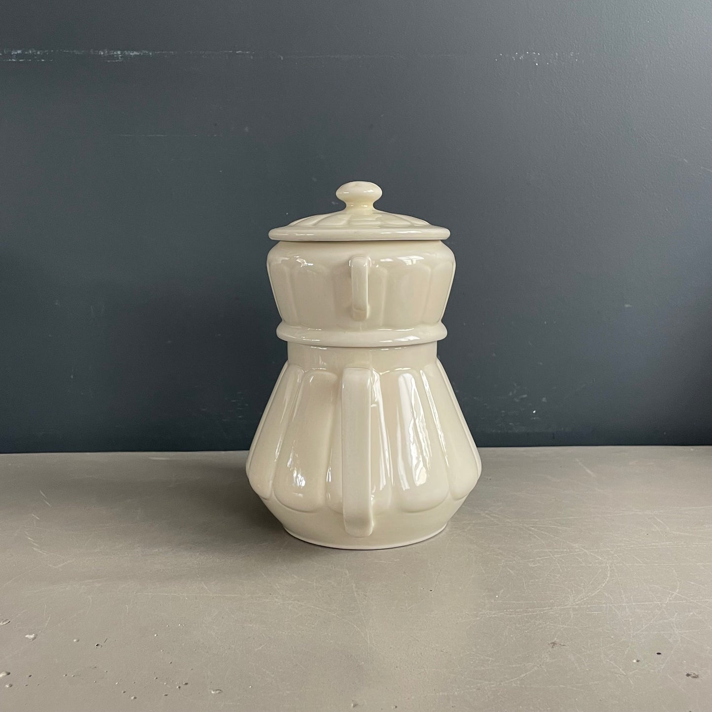 Cafetière ancienne avec filtre en céramique - Ref 1174