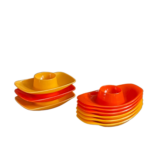 Lot de 9 coquetiers vintage en plastique - Ref 926