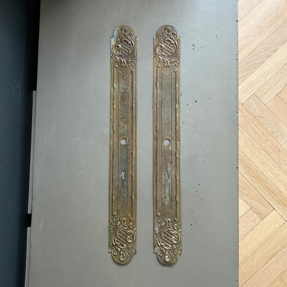 2 plaques de propreté anciennes - 53cm - Ref 1338