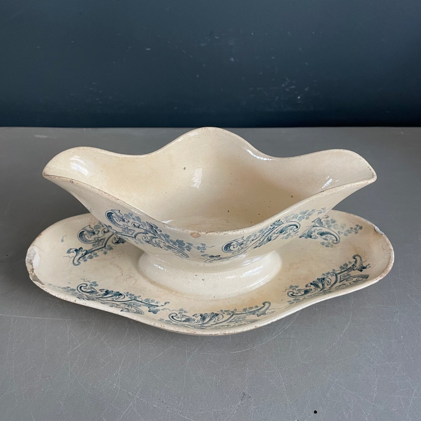 Saucière en Terre de fer Longwy modèle Russe - Ref 939