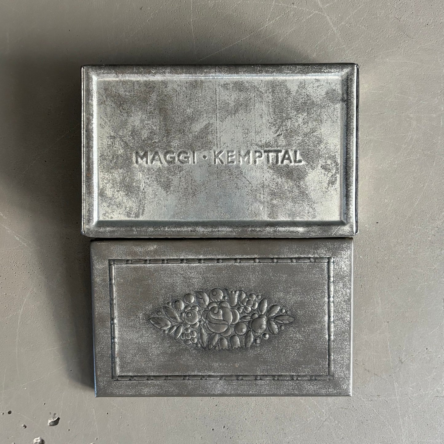 Boîte Maggi Kempttal ancienne en tôle emboutie - Ref 1306
