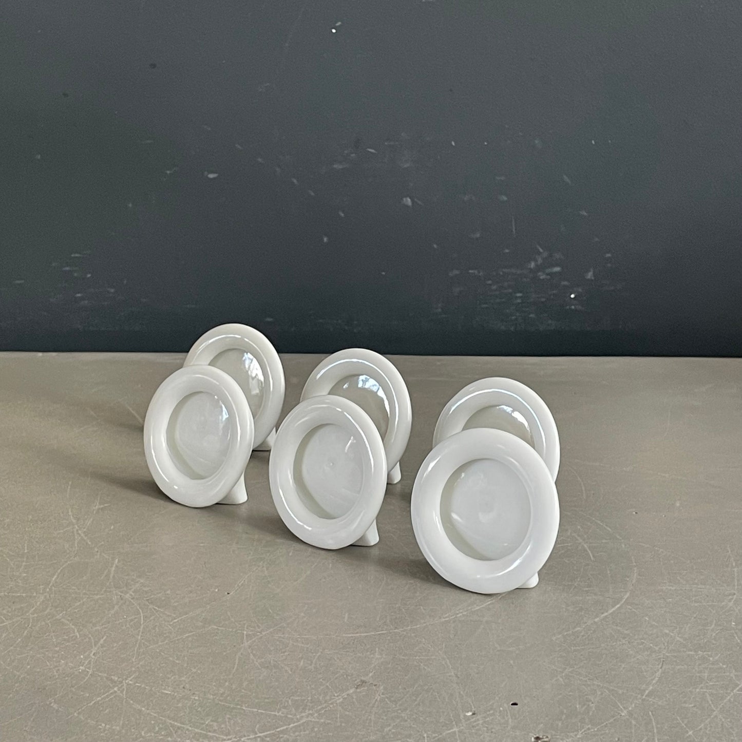 Lot de 6 porte-photos en porcelaine - Ref 940