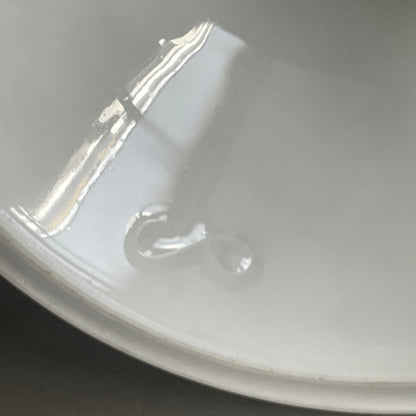 Paire de bougeoirs en porcelaine motif doré - Ref 1111