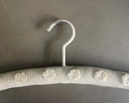 Cintre en crochet - Ref 935