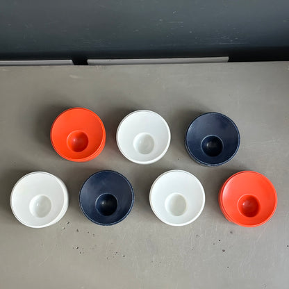 Lot de 7 coquetiers vintage en plastique - Ref 1333