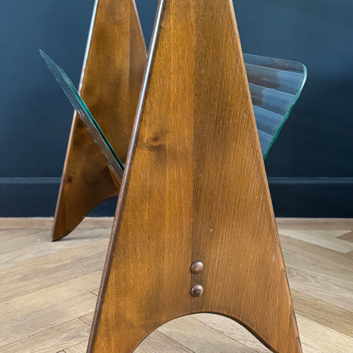 Porte-revues en verre cannelé et bois - années 50 - Ref 1377