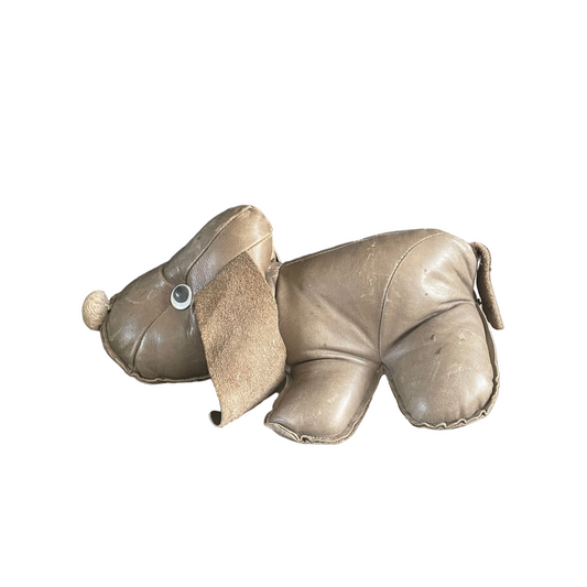 Chien décoratif vintage en cuir - Ref 1050