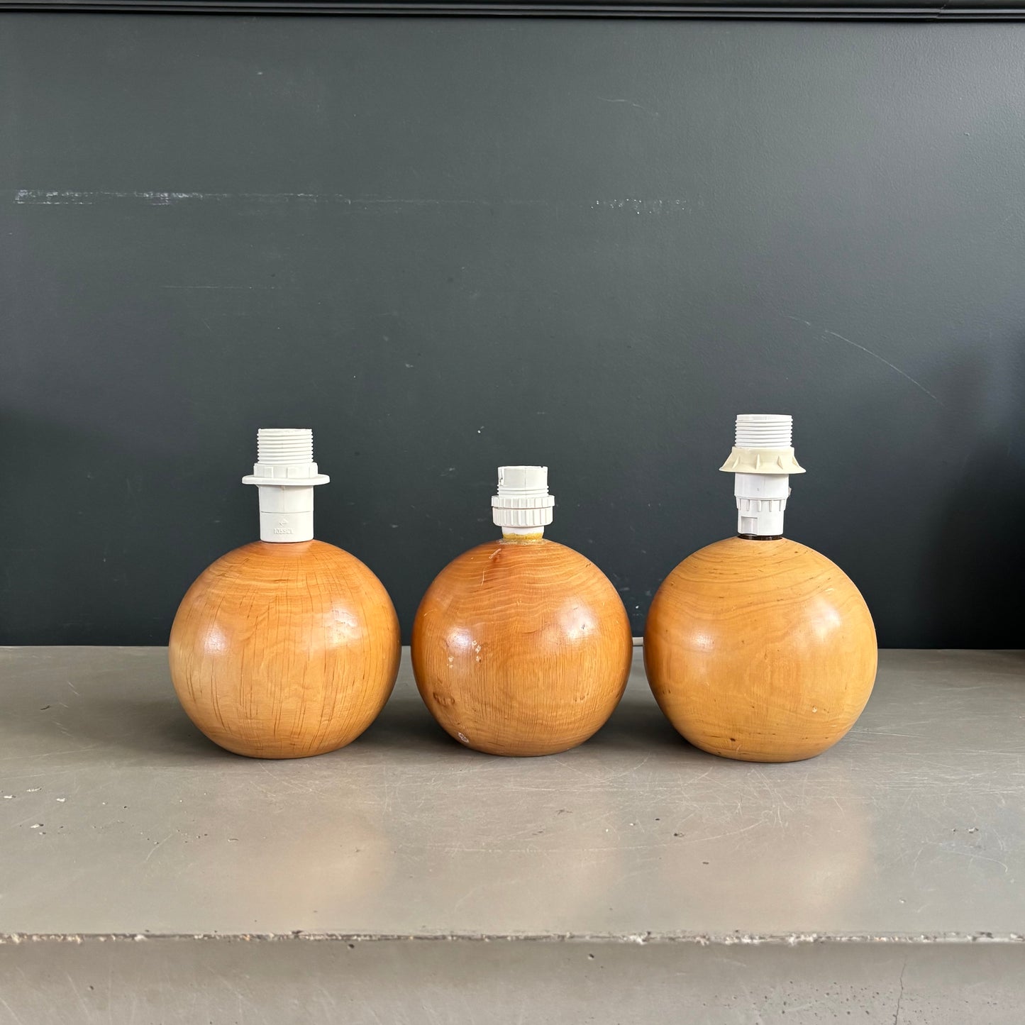 Trio de pieds de lampes forme boule en bois clair - Ref 1236