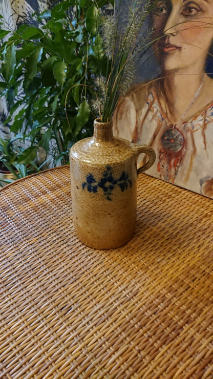 Vase bouteille en grès émaillé moucheté au décor bleu - Ref 73