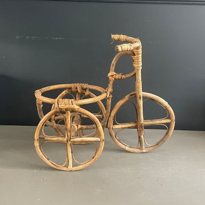 Porte plante tricycle en rotin - Ref 1117