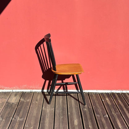 Ensemble de 4 chaises de Sven-Erik Fryklund pour Hagafors, Suède, 60’s - Ref 1397