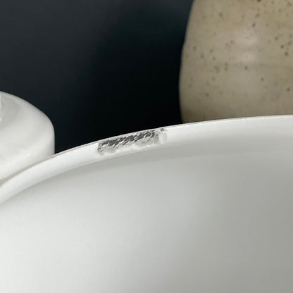 Paire de plafonniers globes en verre blanc - Ref 1175