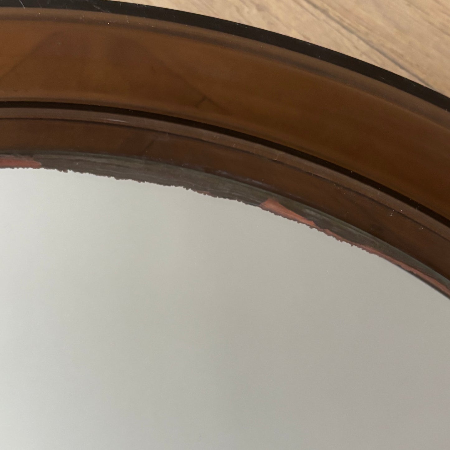 Miroir 70’s en plastique fumé - Ref 1241