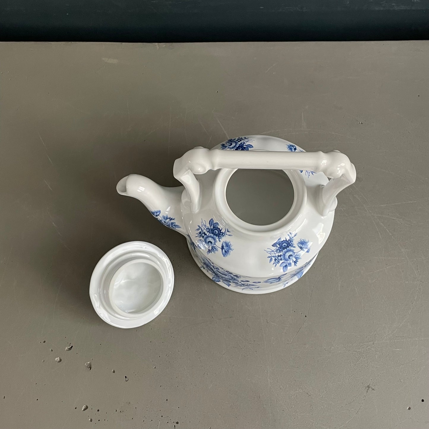 Théière anglaise Arthur Wood en porcelaine - Ref 1206