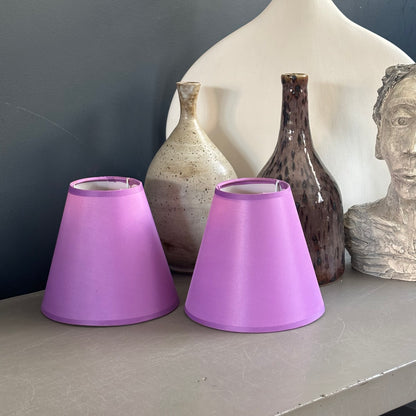 Paire d’abat-jour en satin couleur lilas - Ref 1219