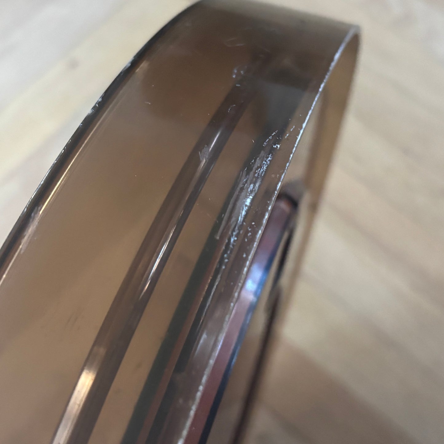 Miroir 70’s en plastique fumé - Ref 1241
