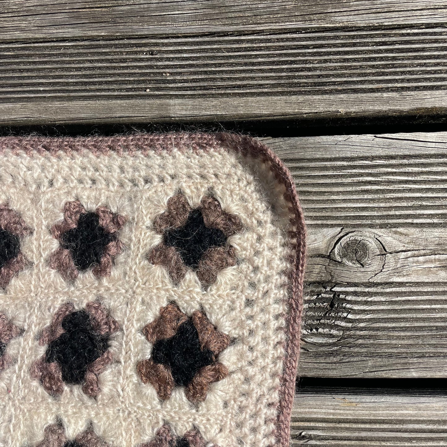 Couverture au crochet en laine 1mx1m - Ref 1093