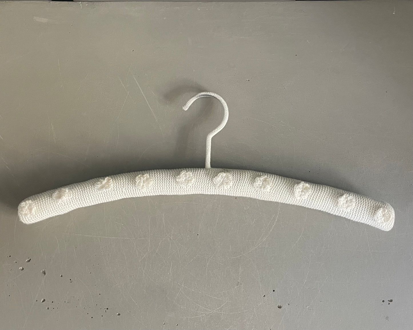 Cintre en crochet - Ref 935