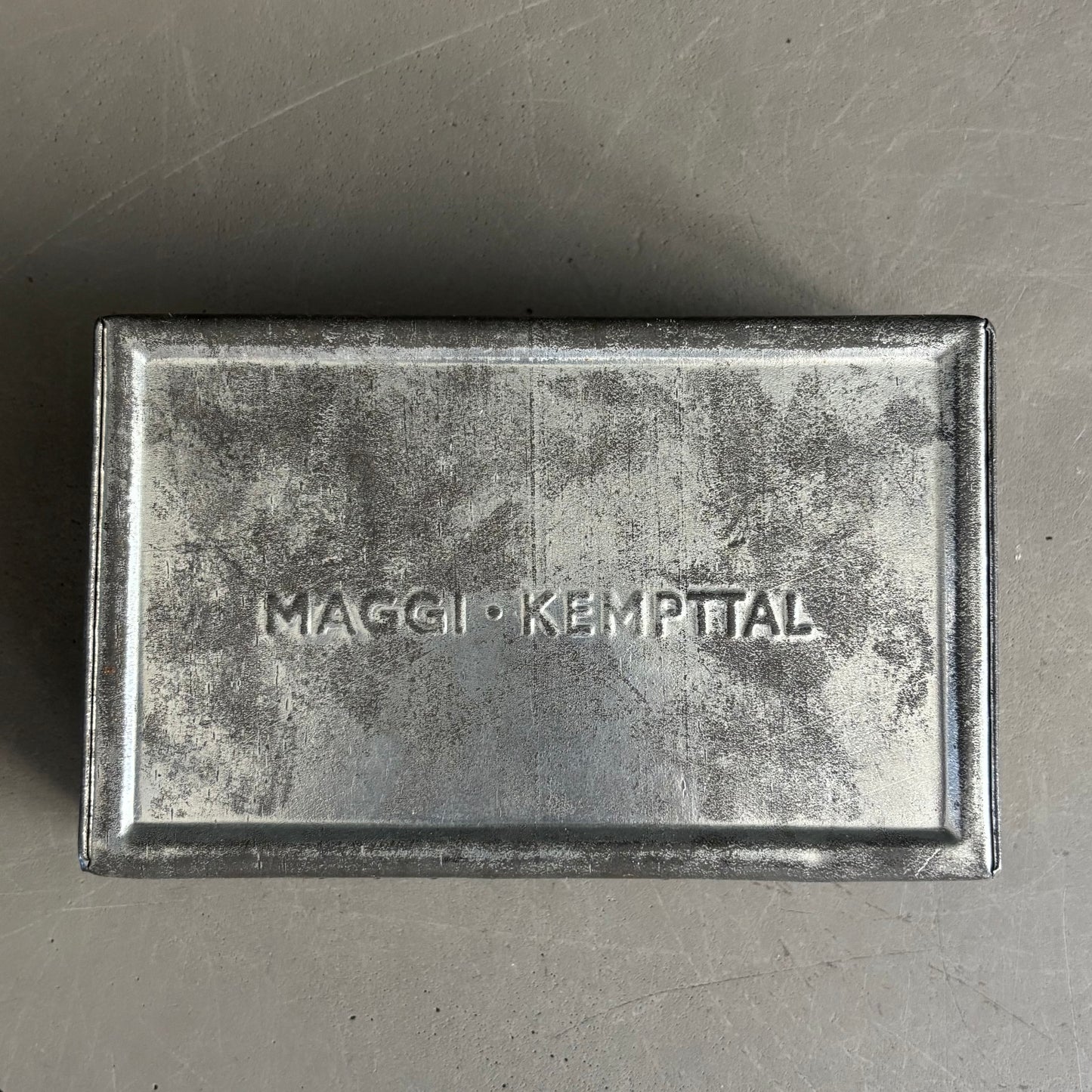 Boîte Maggi Kempttal ancienne en tôle emboutie - Ref 1306
