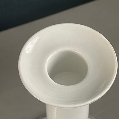 Paire de bougeoirs en porcelaine motif doré - Ref 1111