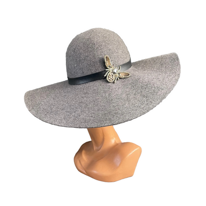 Chapeau en feutre avec broche - Ref 1065