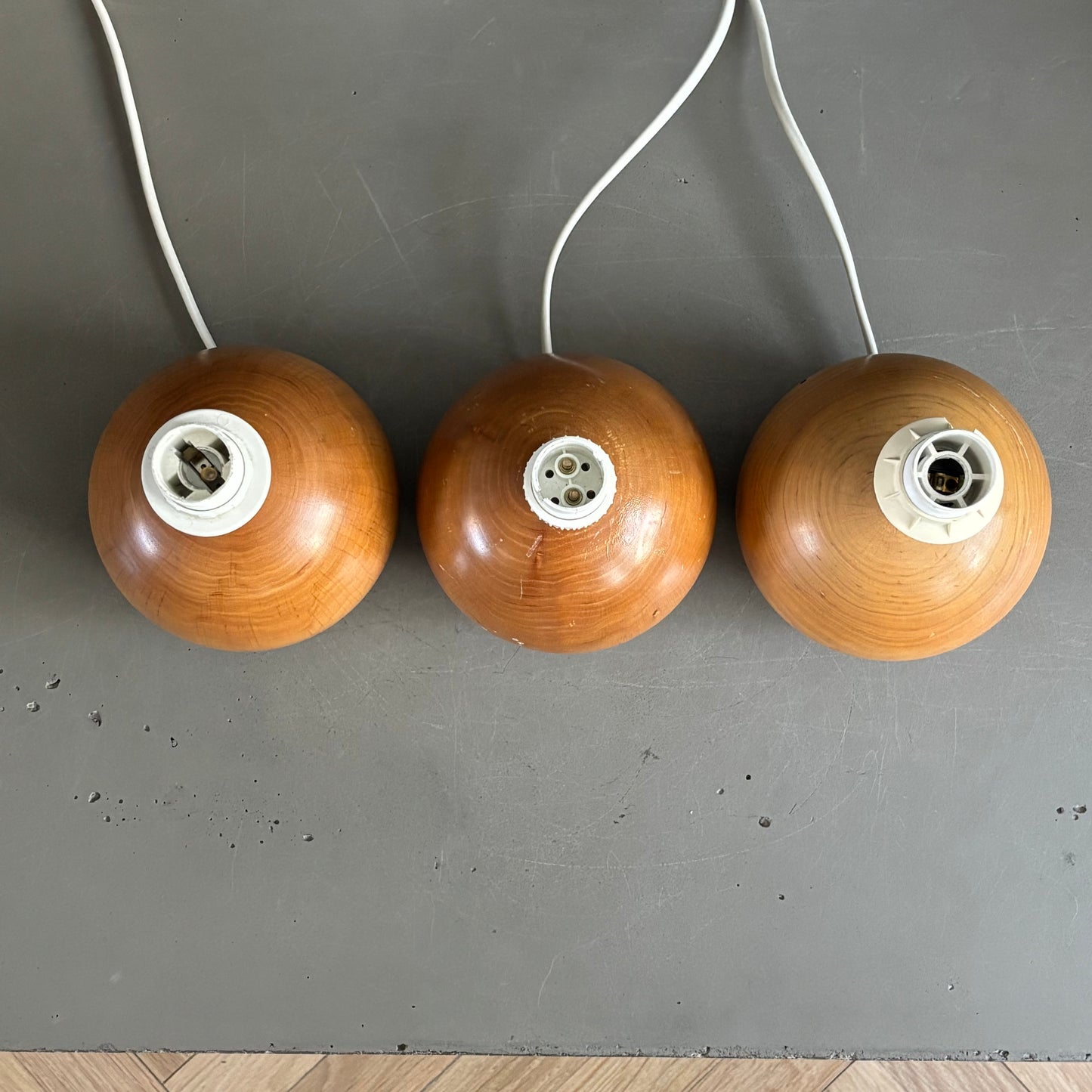 Trio de pieds de lampes forme boule en bois clair - Ref 1236