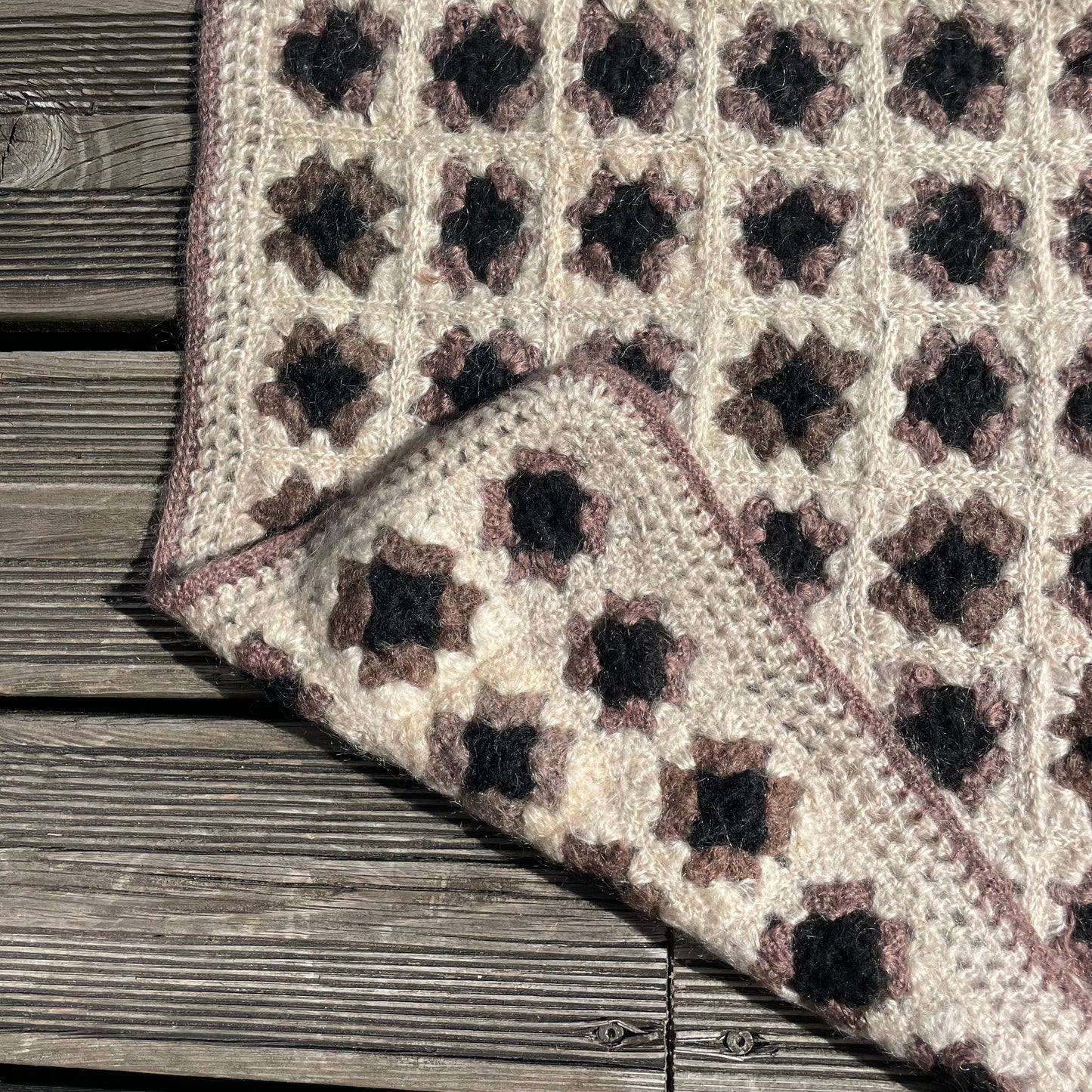 Couverture au crochet en laine 1mx1m - Ref 1093