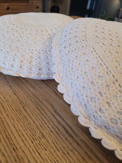 Lot de 2 coussins en crochet - ref 194