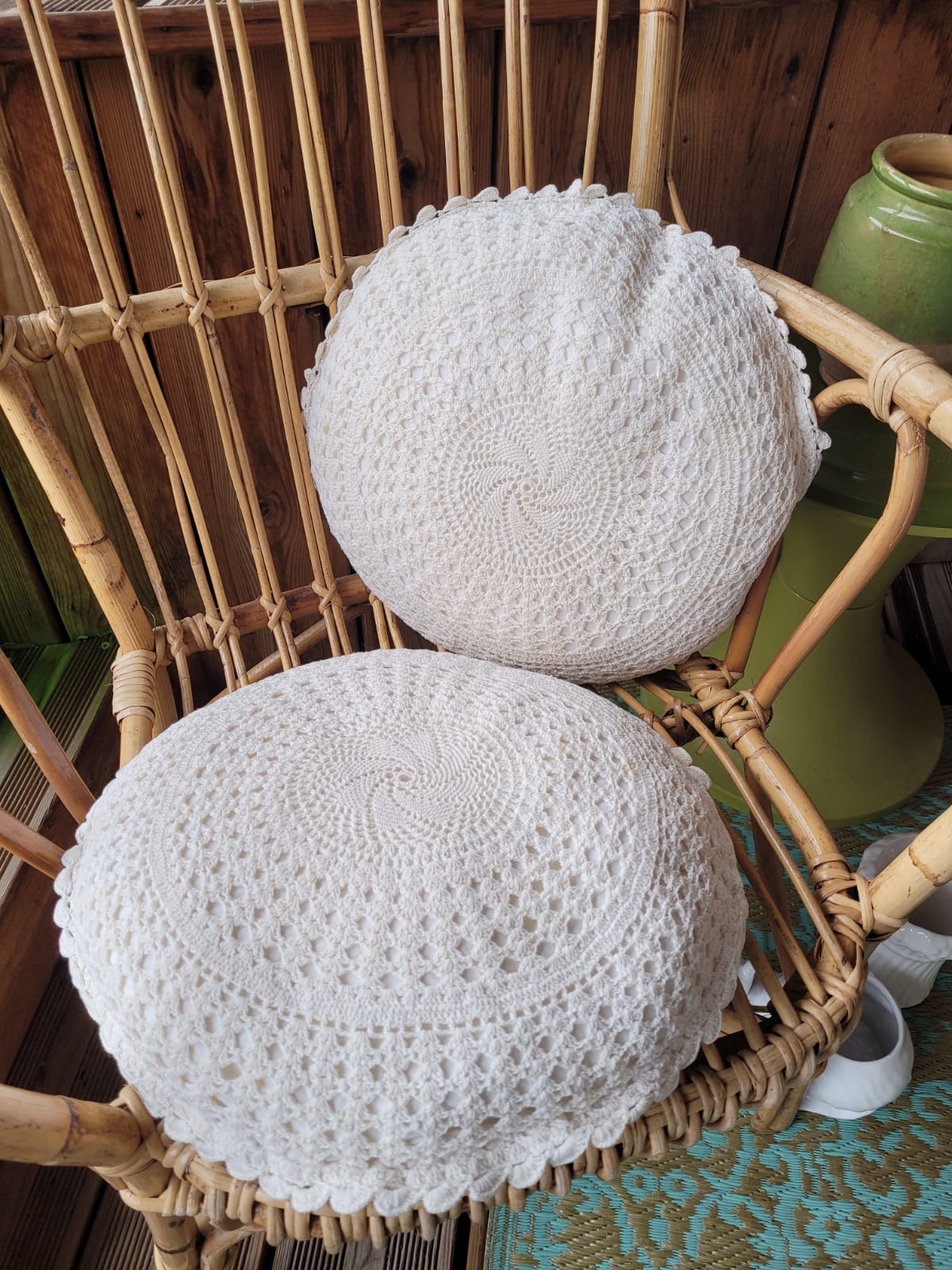 Lot de 2 coussins en crochet - ref 194